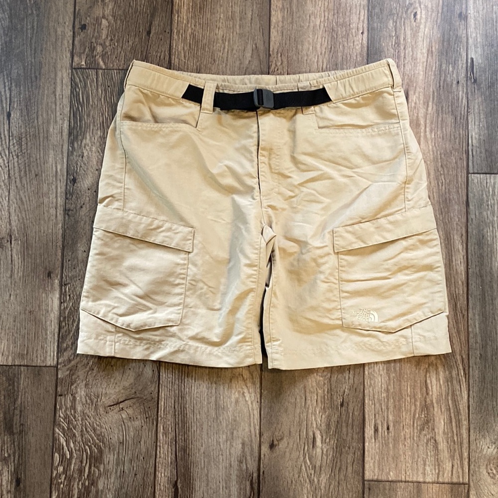 TNF Cargo Camp Shorts